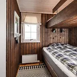 4 Bedroom Gorgeous In * Sjusjoen