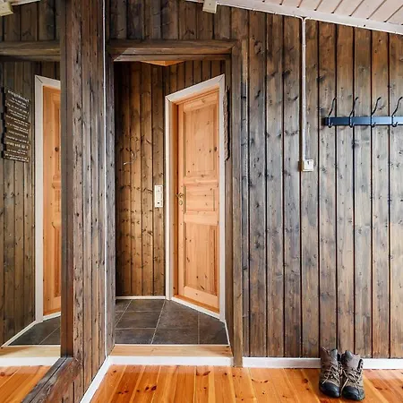 4 Bedroom Gorgeous In * Sjusjoen