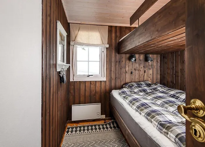 4 Bedroom Gorgeous In * Sjusjoen